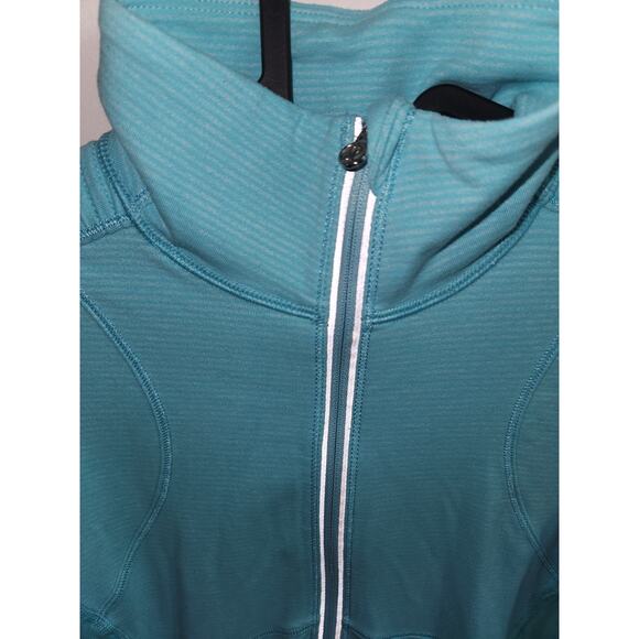 Lululemon full tilt half zip  ruffle turquoise star runner top 4 - Picture 2 of 6